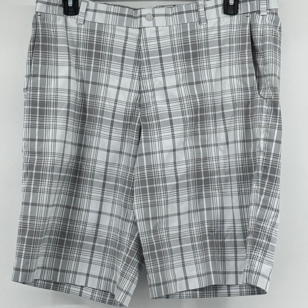 Nike Golf Dri-FIT Mens Plaid Shorts Grey White Sz 38 Performance Athletic Logo